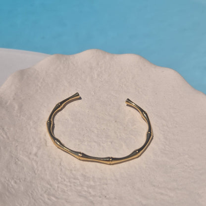 Adjustable Minimalist Gold Bracelet
