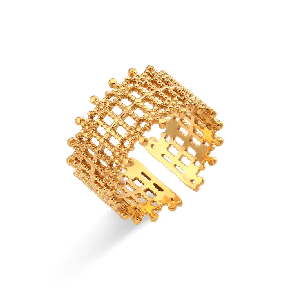 Niche Woven Ring