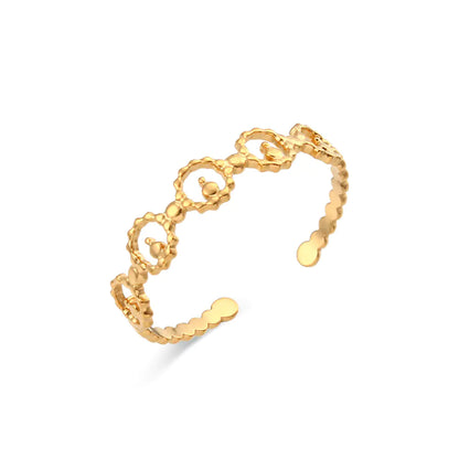 Niche Woven Ring